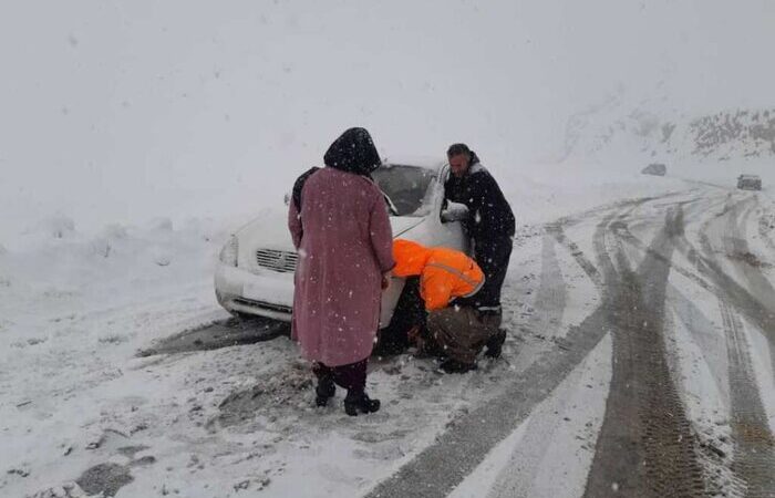 رئیس راه‌های زنجان هشدار داد: همراه داشتن زنجیرچرخ در مسیرهای مه‌آلود و کوهستانی الزامی شد!