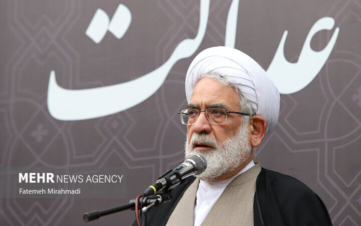 منتظری: معیشت مردم باید در صدر اولویت‌های مسئولان قرار گیرد!