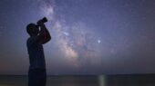 گردشگران ورامینی امشب در انتظار بارش شهابی جوزایی بی‌نظیر در کویر!