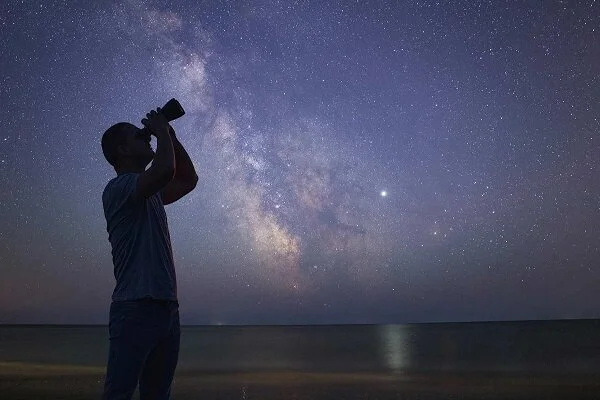 گردشگران ورامینی امشب در انتظار بارش شهابی جوزایی بی‌نظیر در کویر!