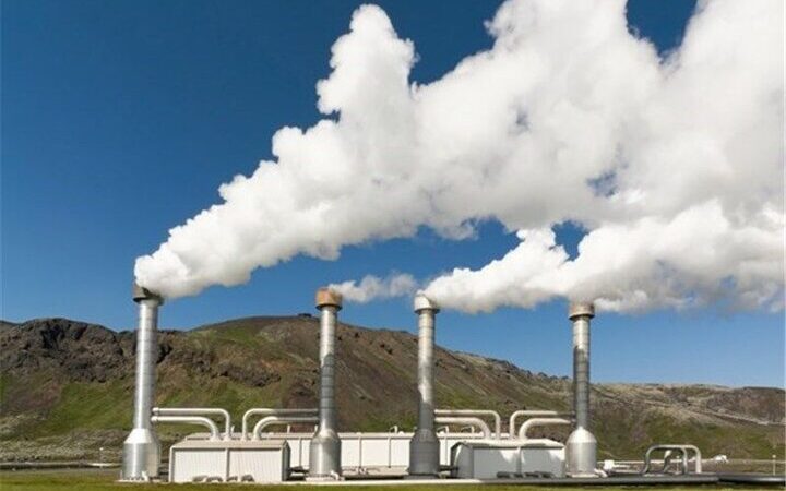 نخستین نیروگاه زمین‌گرمایی ایران در سرمای منفی ۱۵ درجه آماده اتصال به شبکه برق سراسری شد!