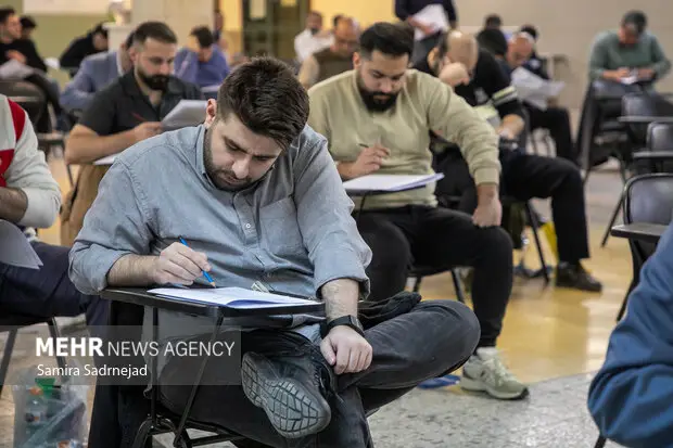 ثبت‌نام شگفت‌انگیز ۴۲۵ هزار داوطلب در آزمون کارشناسی ارشد ۱۴۰۵؛ رقابت نفس‌گیر آغاز شد!