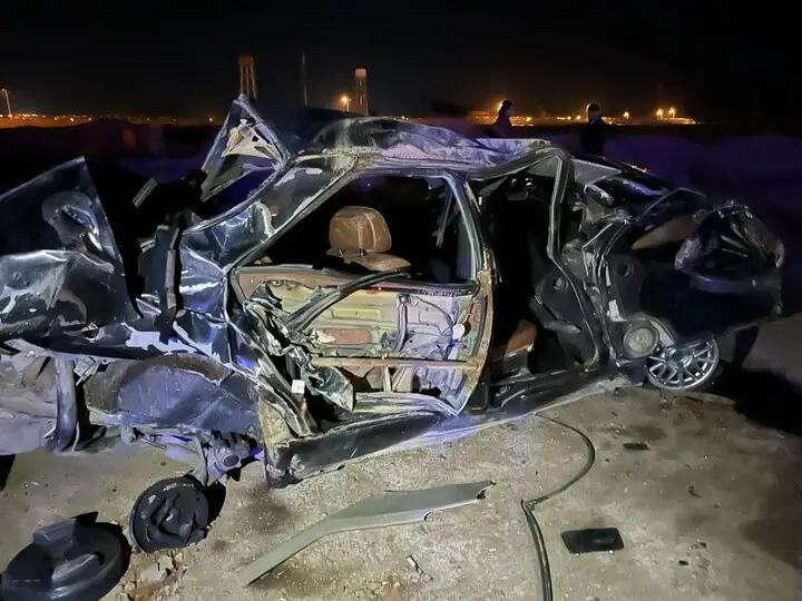 سقوط مرگبار پژو آردی در محور ایوانکی به شریف‌آباد؛ جان یک نفر در خطر جدی بود!