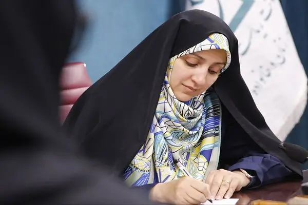 بهروزآذر: یاد اشرف بروجردی همیشه در قلب‌ها زنده می‌ماند