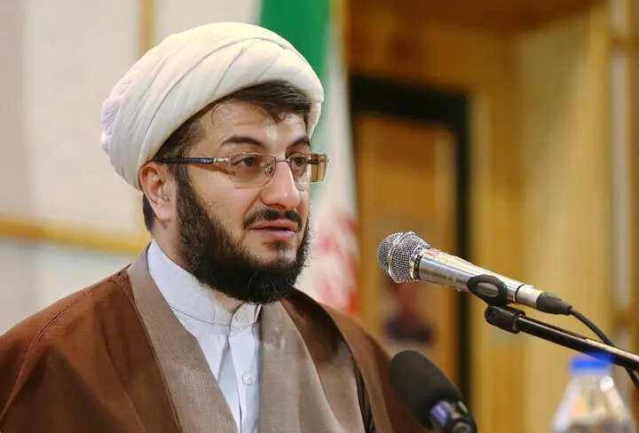 عباسی هشدار داد: هوش مصنوعی، فرصت یا تهدید جدی در علوم اسلامی؟