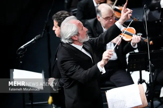 اولین کنسرت زمستانی ارکستر ملی با حضور ستارگان موسیقی ایرانی در تالار وحدت