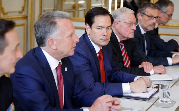 جنگ بازها و کبوترها؛ دعوای داغ کاخ سفید بر سر آینده اوکراین