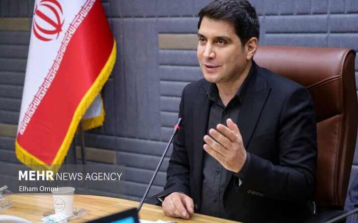 استاندار کردستان: مسیر ۴۰۰ روستا مسدود و برق ۳۰۰ روستا قطع است