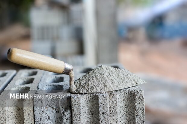 تولید سیمان ۱۰ درصد افت کرد؛ قیمت‌ها در بازار چگونه ماند؟