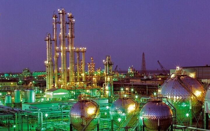 دولت به میدان آمد؛ مسیر سرمایه‌گذاری پتروشیمی چگونه هموار می‌شود؟