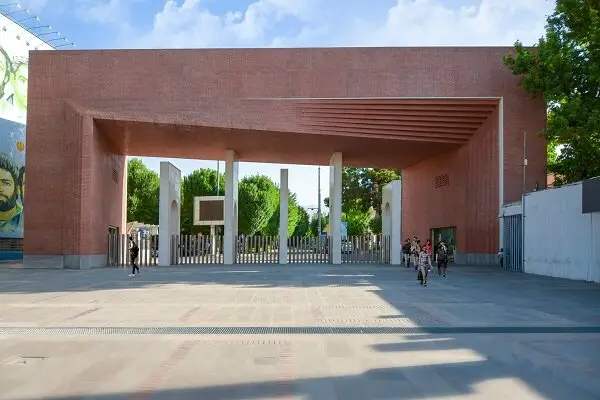 تغییر ناگهانی در زمان برگزاری امتحانات دانشگاه شریف؛ امتحانات ۱۰ بهمن به ۱۴ بهمن موکول شد