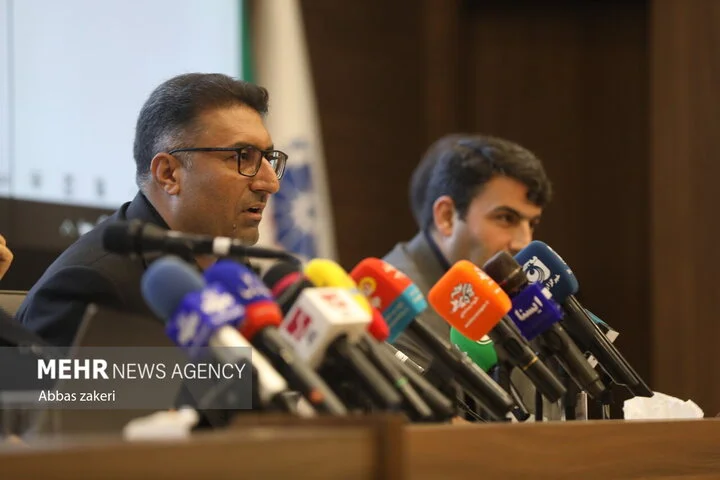 قهرمانی: با تاراج سرمایه ملی و سواستفاده از منابع طبیعی برخورد می‌کنیم - وب‌گردی