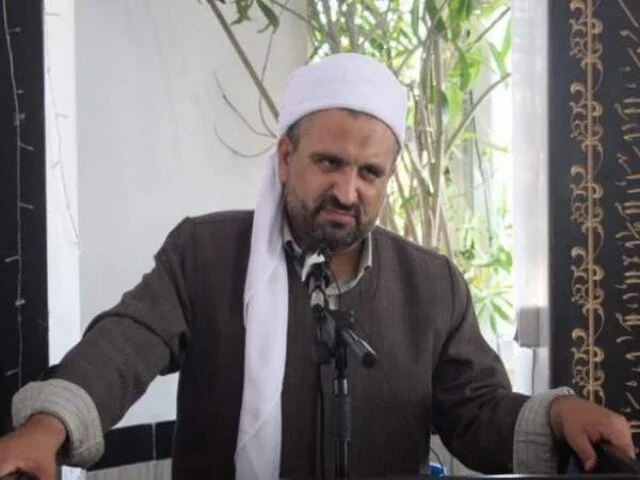 امام‌جمعه دیواندره خواستار تشدید نظارت بر بازار شد؛ علم، کلید مدیریت و تمدن واقعی است