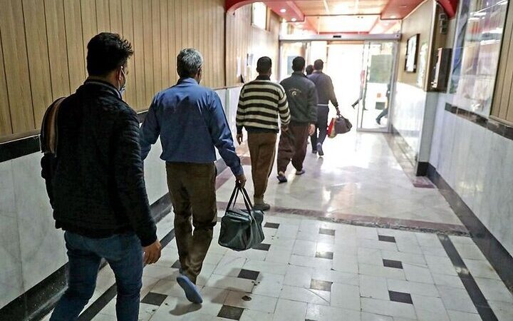 آزادی ۴۰ زندانی امیدیه‌ای با اجرای ارفاقات قانونی؛ فرصتی دوباره برای بازگشت به زندگی