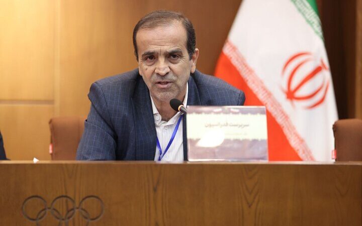 واکنش تند مهران تیشه‌گران به اظهارات جنجالی کیومرث هاشمی: وقت پاسخگویی است نه نقد دیگران!