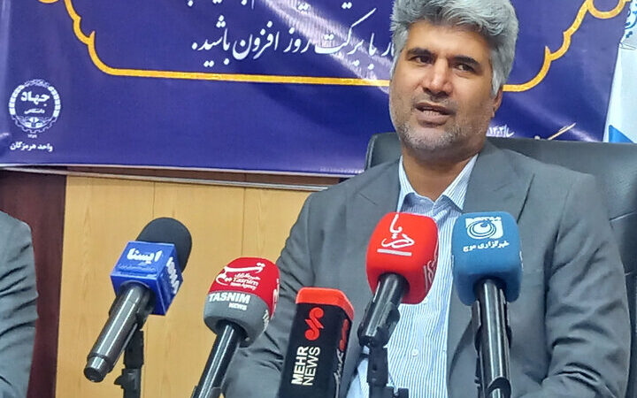 همکاری بی‌سابقه جهاد دانشگاهی و استانداری هرمزگان برای ارتقای مهارت دهیاران روستایی