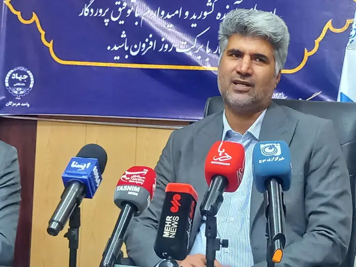 همکاری بی‌سابقه جهاد دانشگاهی و استانداری هرمزگان برای ارتقای مهارت دهیاران روستایی