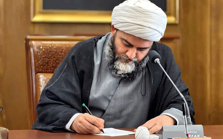 حجت‌الاسلام قمی اعلام کرد: چله‌خوانی دعای عهد، مسیری به سوی قیام و تحول بزرگ!