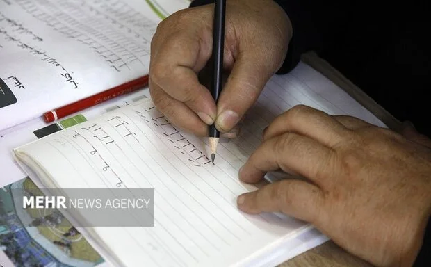 آغاز پرشور هفته سوادآموزی ۱۴۰۴ در کردستان؛ فرصتی طلایی برای ترویج دانش!