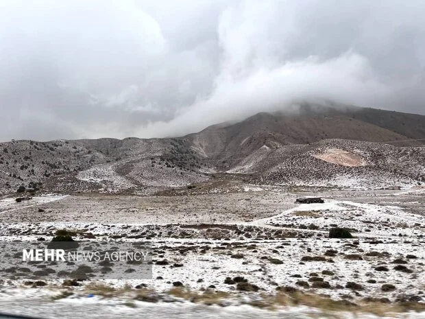 بارش برف و کولاک شدید در راه زنجان؛ رانندگان مراقب باشند!