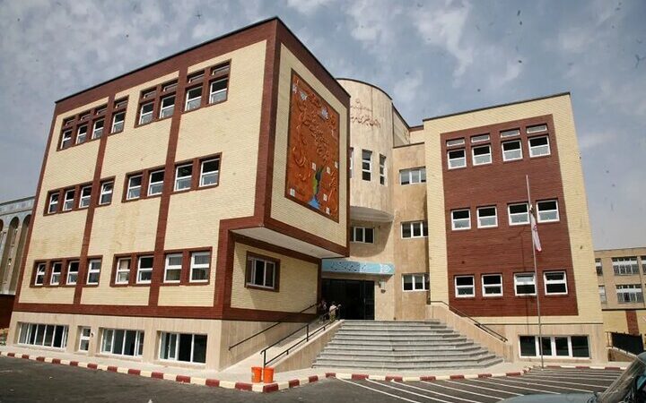 مرکز مدار؛ شبکه‌ای نوآورانه که مدارس آینده انقلاب اسلامی را متحول می‌کند