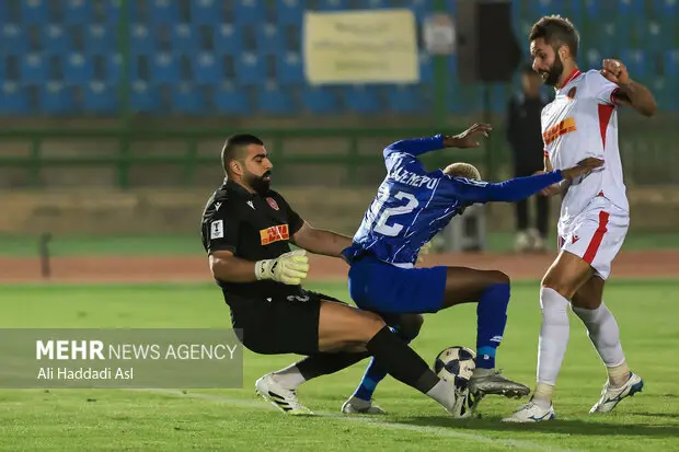 عمل جراحی حیاتی دروازه‌بان المحرق قبل از دیدار حساس با استقلال!