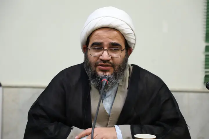 باباخانی: مداحی؛ هنر زیبا یا مسئولیت سنگین هدایت نسل؟