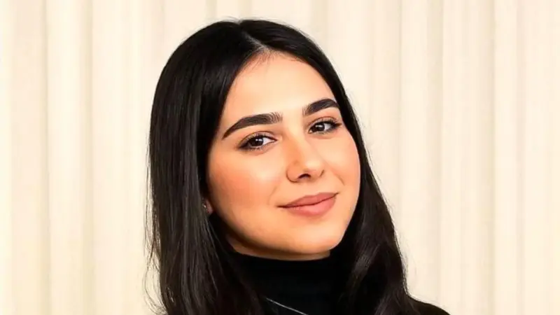 نیلوفر قلعه‌وند؛ دختری که بدون هشتگ و بغض‌های مجریان، همه را متحیر کرد!