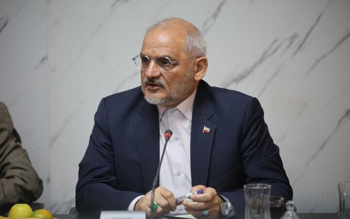 چرا جامعه امروز باید منافع کوتاه‌مدت را فدای آینده‌ای روشن کند؟