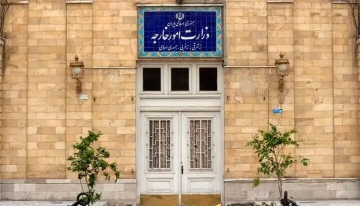 ایران نیروی دریایی کانادا را  «سازمان تروریستی» اعلام کرد