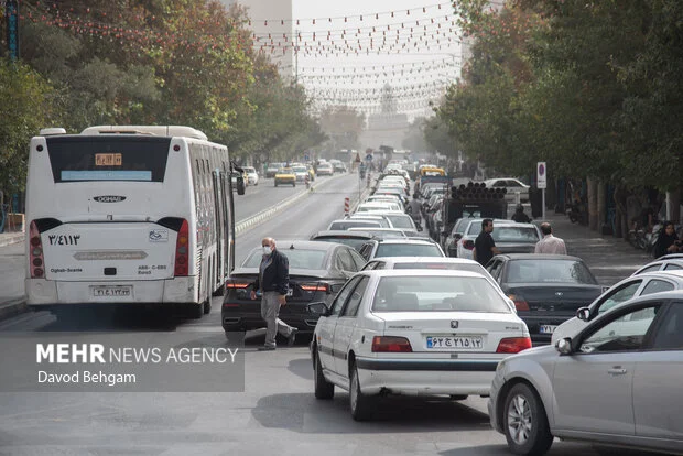 کیفیت هوای مشهد امروز؛ وضعیت قابل قبول اما هشدار برای مناطق حساس!