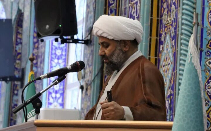 امام جمعه خارگ: مسئولان دست به کار شوند تا مشکلات خدماتی جزیره پایان یابد!