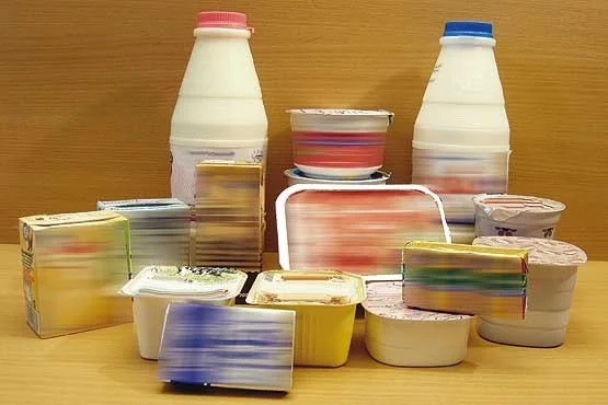 گرانی سرسام‌آور لبنیات؛ چرا شیر از قفسه فروشگاه‌ها ناپدید می‌شود؟