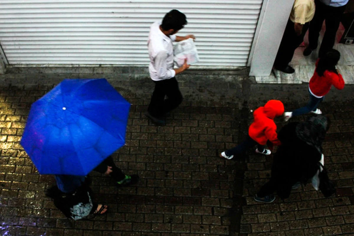 تهران در آستانه برف و باران ناپیوسته؛ هشدار هواشناسی برای کاهش دما در روزهای آینده