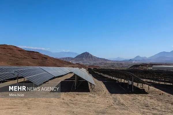 فرماندار ری: ۵۰۰ هکتار زمین برای توسعه انرژی‌های پاک اختصاص یافت