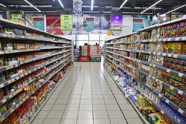 گشت ویژه تعزیرات در بازار رومشکان؛ برخورد قاطع با تخلفات واحدهای صنفی