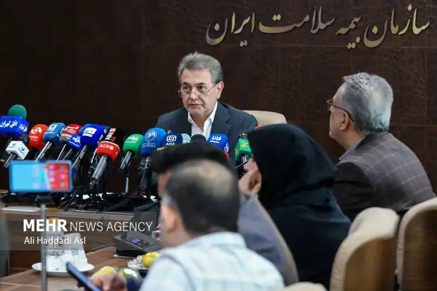 ۵ همت به حساب مراکز طرف قرارداد بیمه سلامت واریز شد