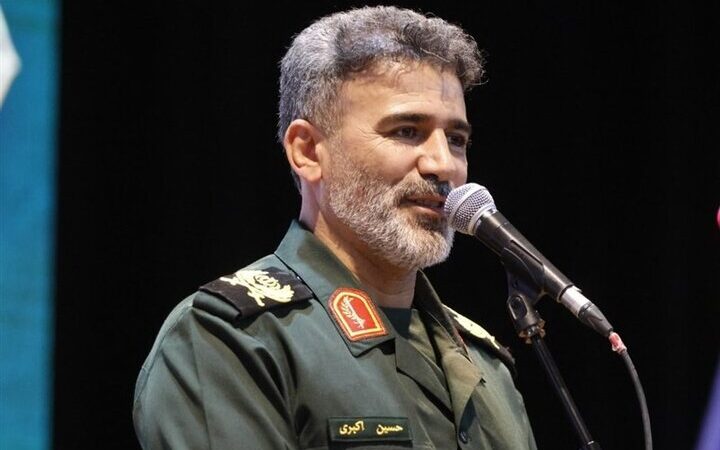 اکبری: سپاه، پیشگام واقعی محرومیت‌زدایی و خادم صادق مردم است