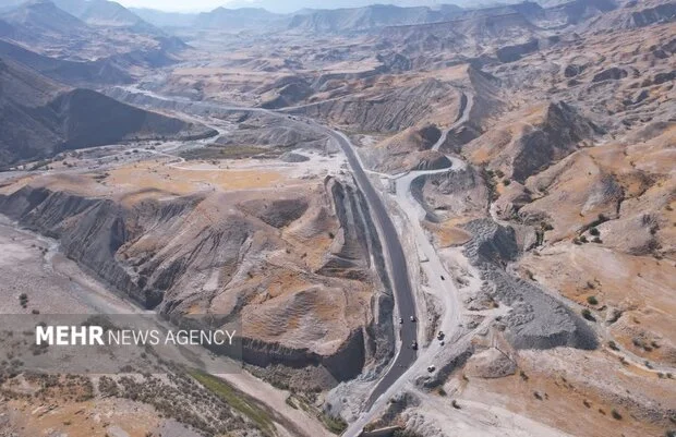 بارش سنگین برف در سمنان؛ آیا جاده‌ها هنوز هم باز هستند؟ آخرین خبر از محورهای مواصلاتی!