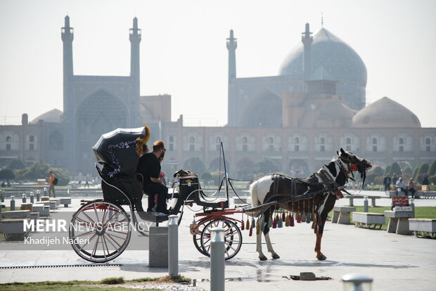 وضعیت خطرناک هوای اصفهان و ۳ شهر اطراف؛ شاخص آلودگی به اوج رسید!