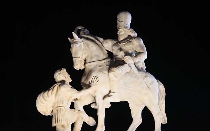 رازهای شگفت‌انگیز پیوند ایران باستان با ایران امروز در چشم‌انداز انقلاب اسلامی