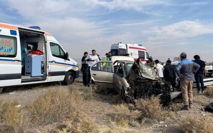 سانحه دلخراش در جاده قمصر کاشان؛ یک کشته و ۵ مجروح در برخورد کوئیک و هایما