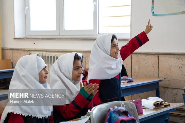 داغری: آموزش و پرورش رکن حیاتی توسعه؛ چرا معلمی فراتر از یک شغل است؟