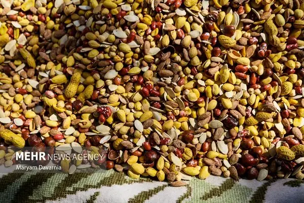 تعزیرات حکومتی با گشت‌های ویژه، بازار شب یلدا را زیر ذره‌بین برد!