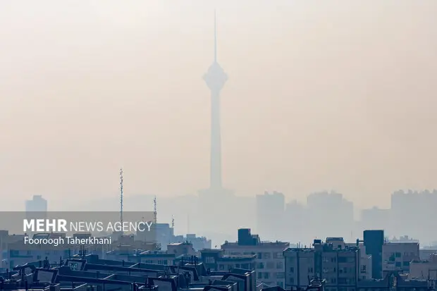 هوای تهران دوباره نارنجی شد؛ ذرات معلق نفس‌ها را به شماره انداخت!