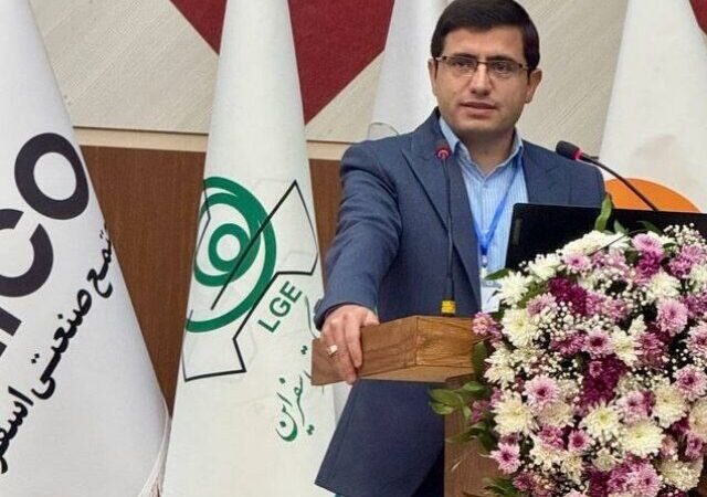 حاتمی:مجوز جذب دانشجوی خارجی در مجتمع آموزش عالی اسفراین اخذ شد