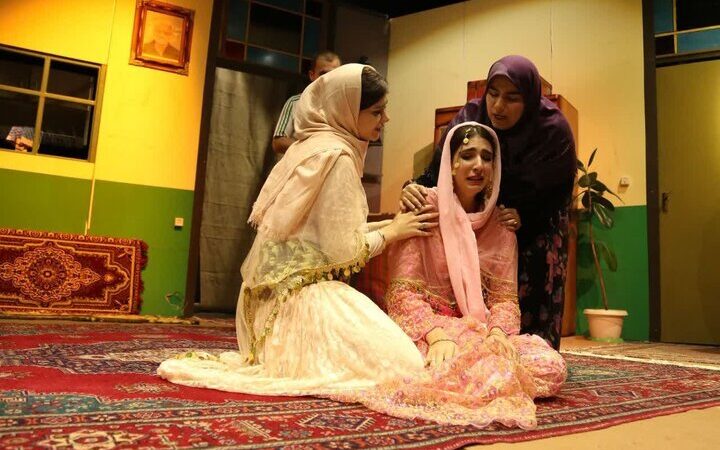 احمدی: جشنواره تئاتر کردی سقز، پرچمدار هنری کردها در سطح ملی و جهانی!