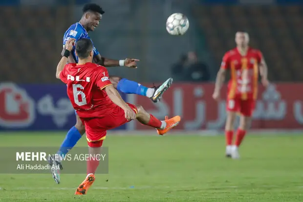 سنگرگیر: بردهای جام حذفی، فشار فولاد را کم کرد؛ بازگشتی پرامید پس از سختی‌های فراوان