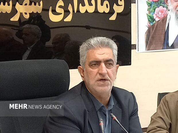 فرماندار گرمسار: مدارس همچنان باز می‌مانند؛ خبری از تعطیلی نیست!