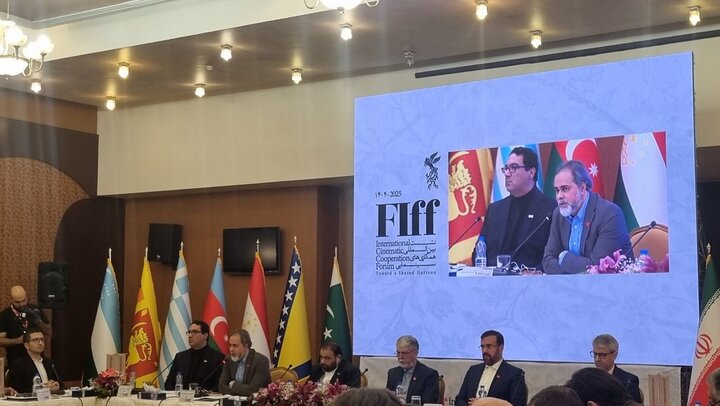 فریدزاده: سینما دانشگاهی، پل گفت‌وگوی هنری جهانی و فرهنگ شیراز